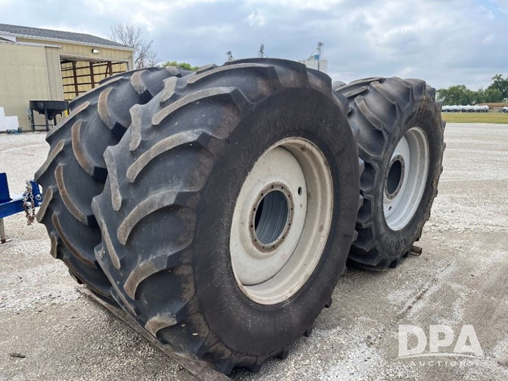 good-year-flotation-tires-(jn3099)-image-4