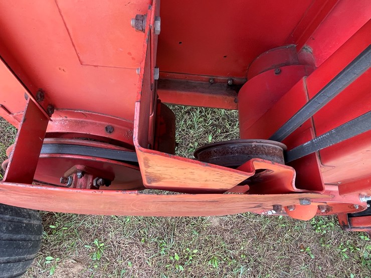 massey-ferguson-510-image-33