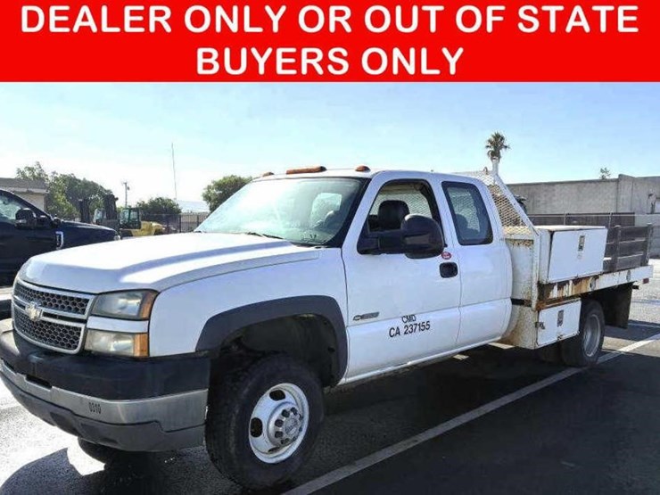 2005-chevrolet-3500-image-1