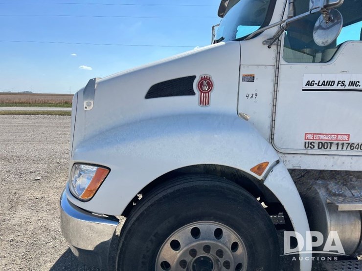 2009-kenworth-t370-image-14