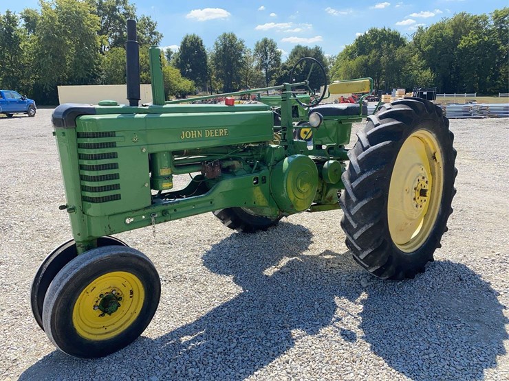 john-deere-b-image-7