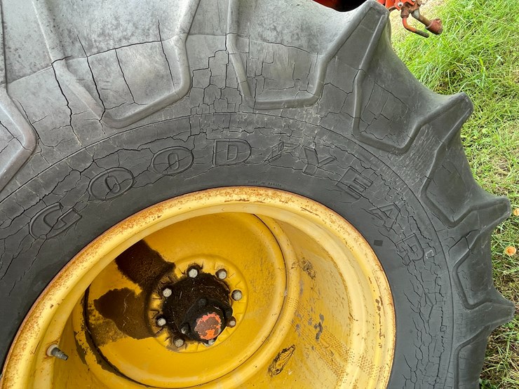 massey-ferguson-510-image-36