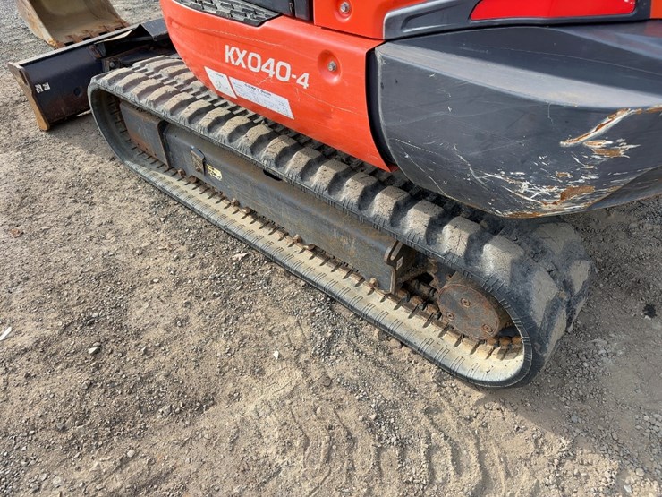 2019-kubota-kx040-4-image-22