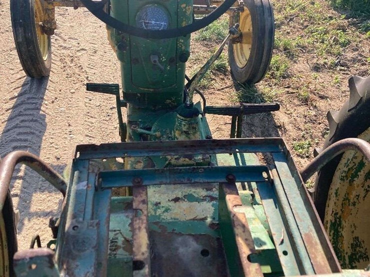 1956-john-deere-420-image-12