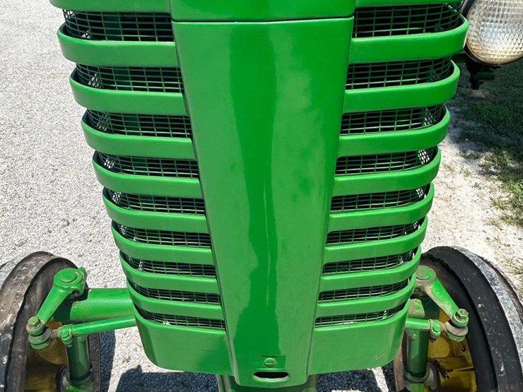 john-deere-m-image-5