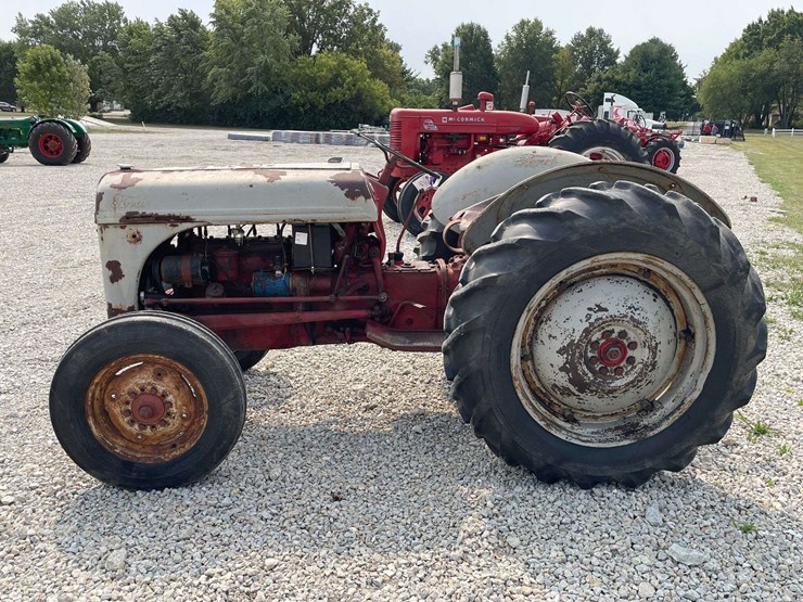 ford-8n-image-2