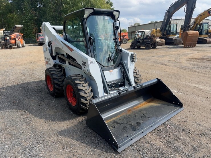 2019-bobcat-s740-image-7