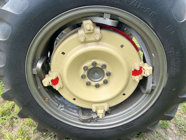 massey-ferguson-40-image-67