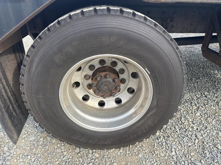 ford-f750-image-54