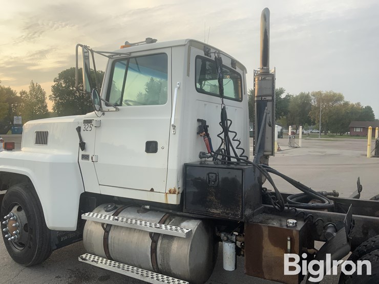1997-ford-ltl9000-image-14