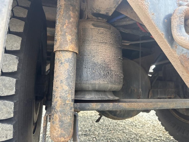 ford-f750-image-43