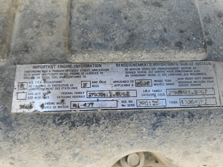 2003-mack-granite-cv713-image-11