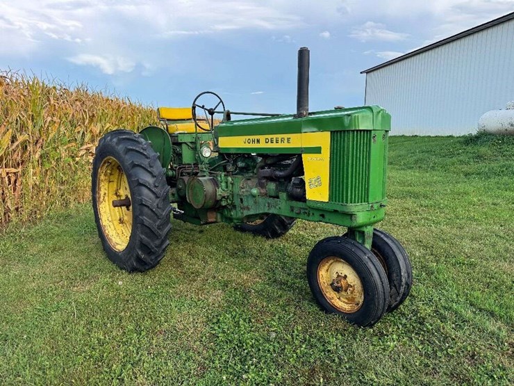 1958-john-deere-620-image-3