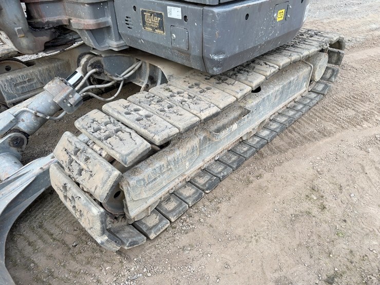 2018-volvo-ecr88d-image-32