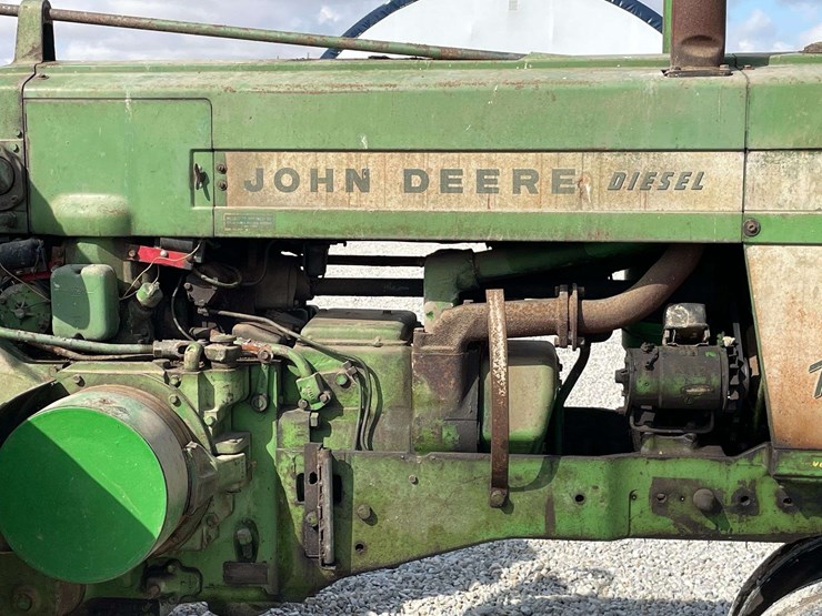 john-deere-720-image-33