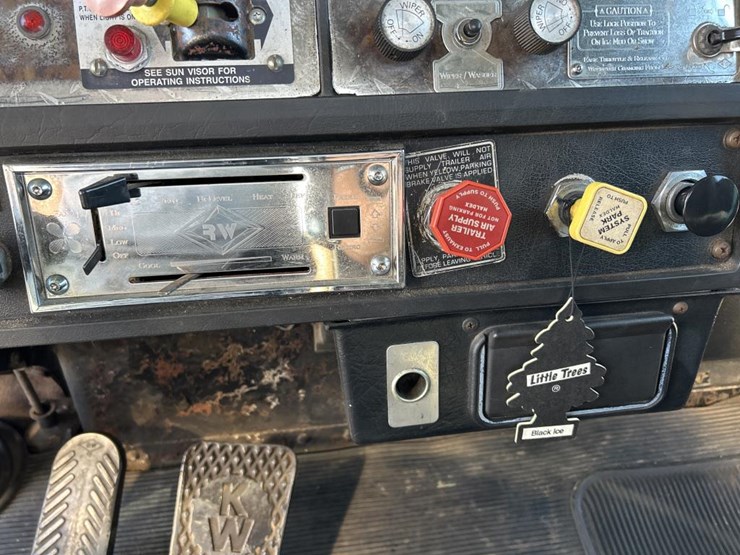 1987-kenworth-w900-image-86