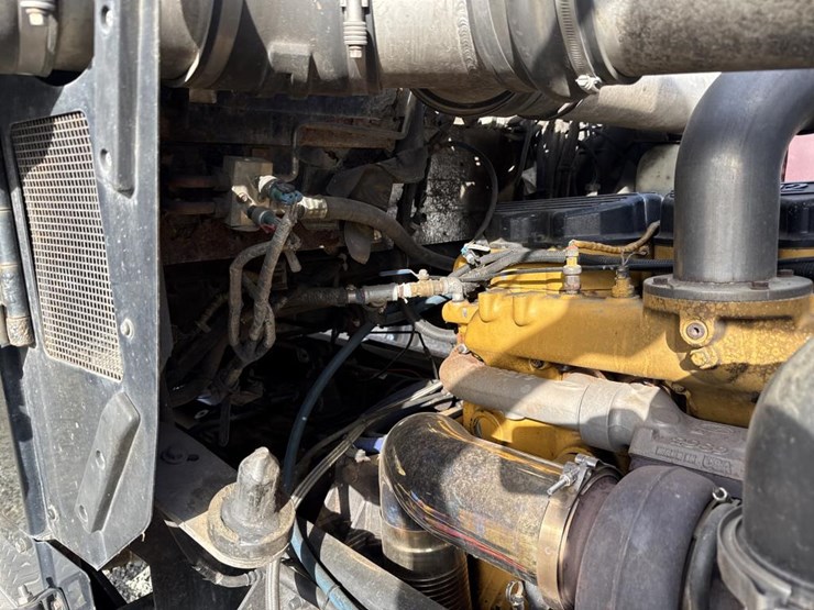 2009-kenworth-w900-image-19