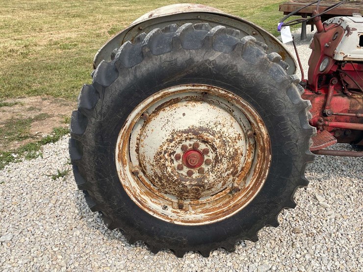 ford-8n-image-28