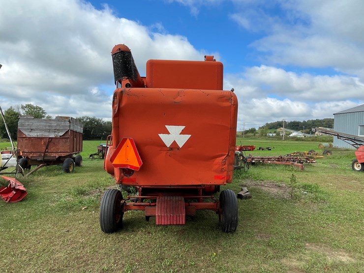 massey-ferguson-510-image-7