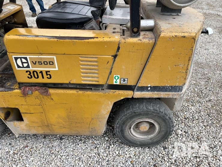 caterpillar-v50d-image-30