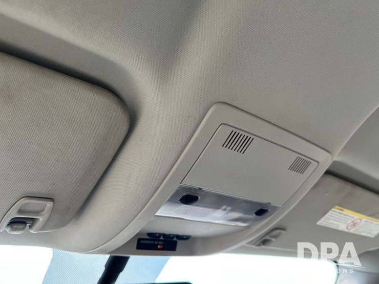 2013-chevrolet-2500hd-image-29