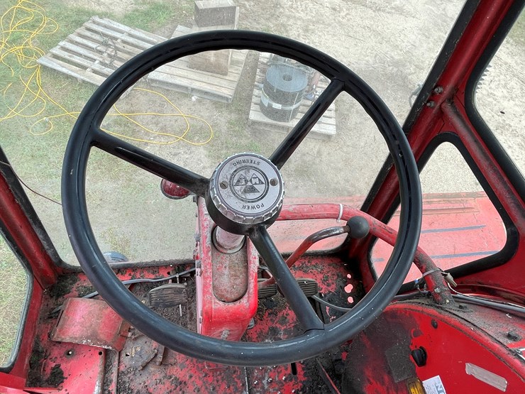 massey-ferguson-510-image-52