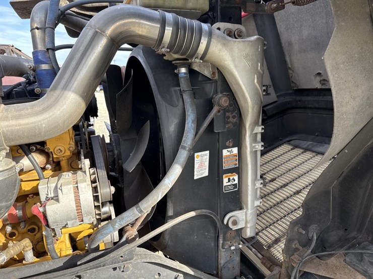 2009-kenworth-w900-image-18