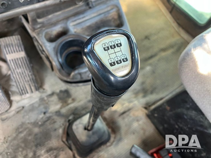 2005-kenworth-t800-image-54