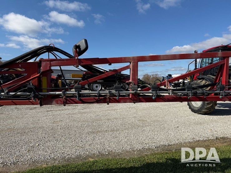 2018-case-ih-patriot-3340-image-22