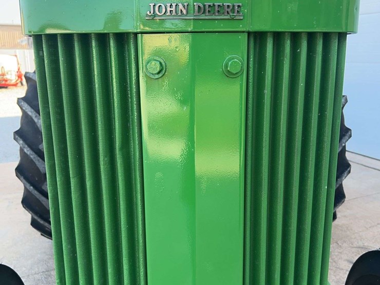 1955-john-deere-70-image-8