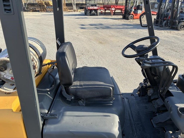 2004-komatsu-fg30sht-14-image-16