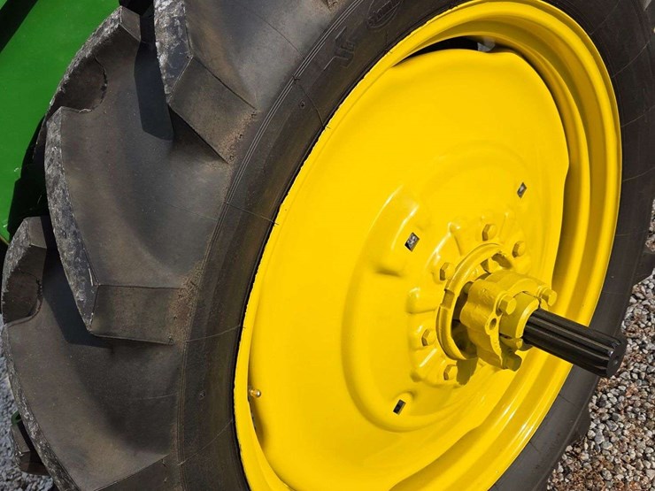 john-deere-h-image-5