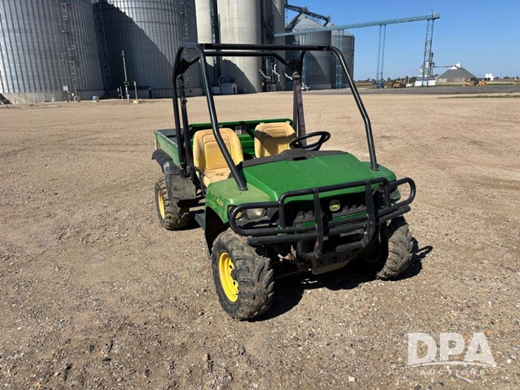 john-deere-gator-image-1