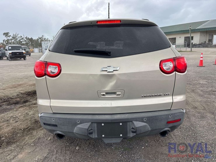2010-chevrolet-traverse-image-20