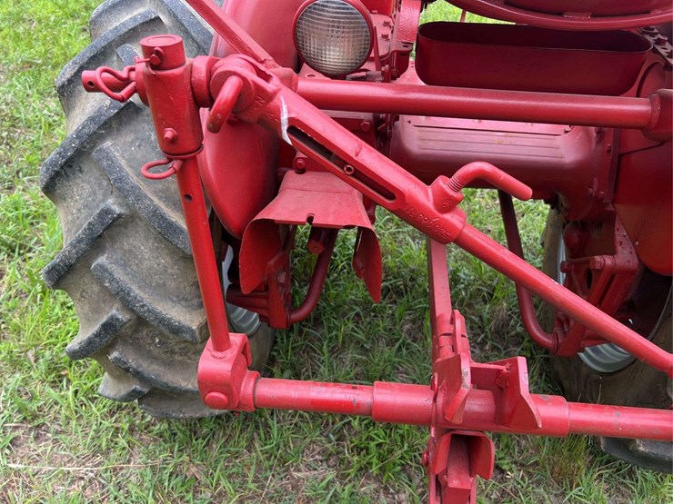 farmall-140-image-52