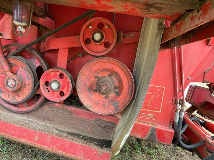 massey-ferguson-510-image-16