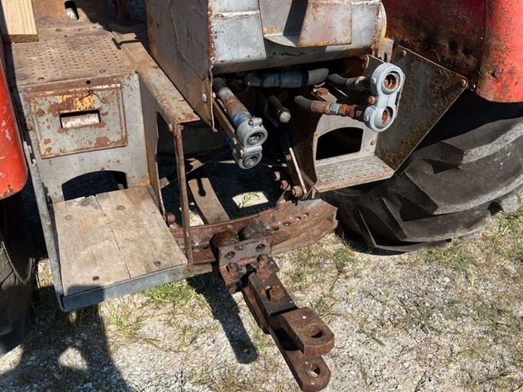1962-massey-ferguson-97-image-5