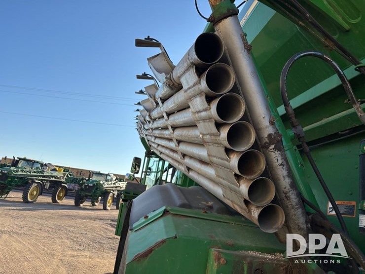 2019-john-deere-f4365-image-36