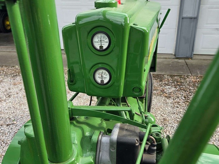 john-deere-h-image-4
