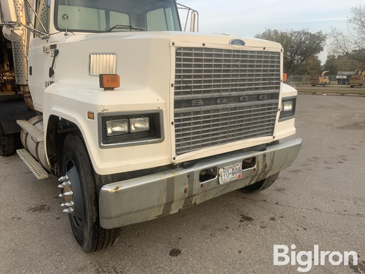 1997-ford-ltl9000-image-9