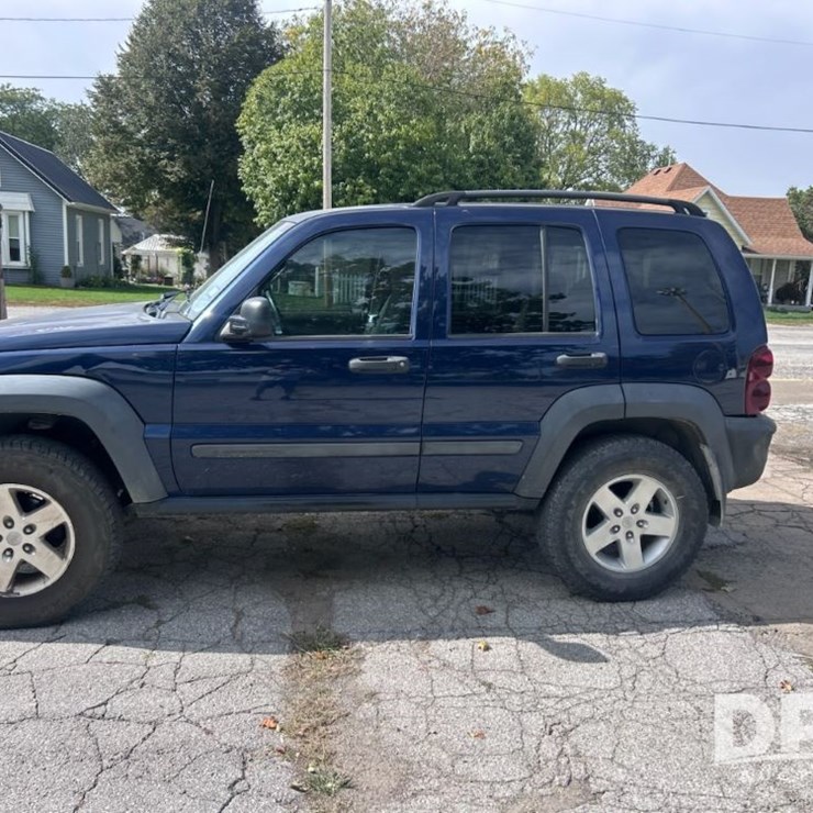 2007 JEEP LIBERTY SPORT