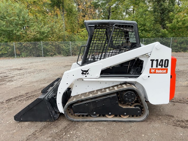 2006-bobcat-t140-image-2