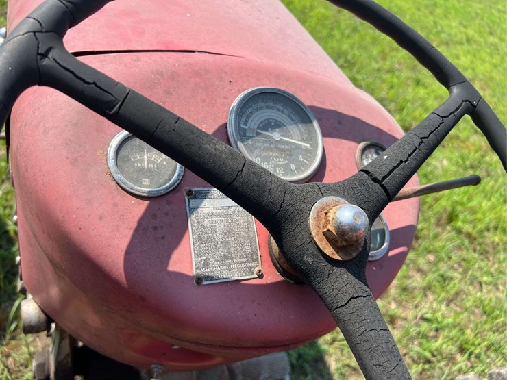 massey-ferguson-50-image-92
