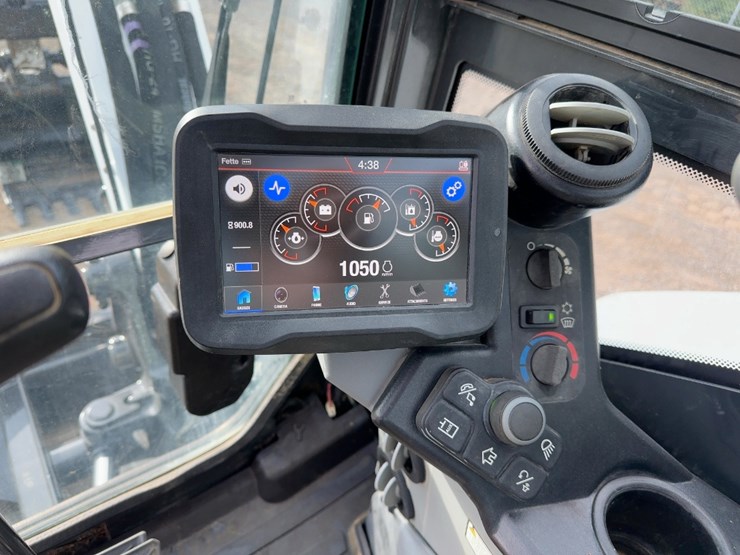 2023-bobcat-e60-image-32