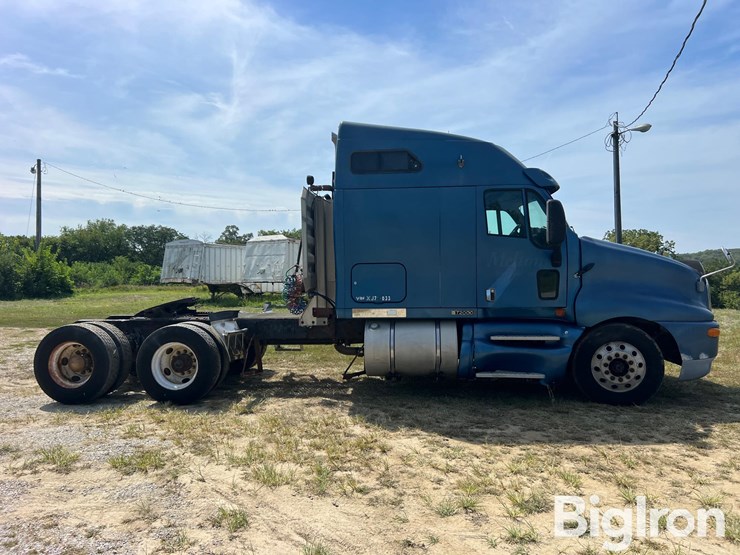 1999-kenworth-t2000-image-4