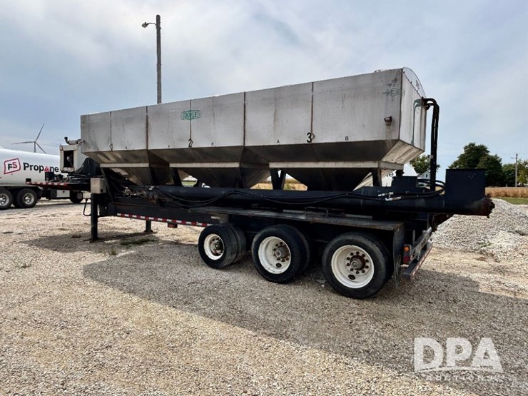 2012-behnke-dry-tender-trailer-(gp11554)-image-8