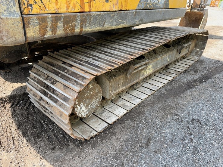 2019-volvo-ec220el-image-23