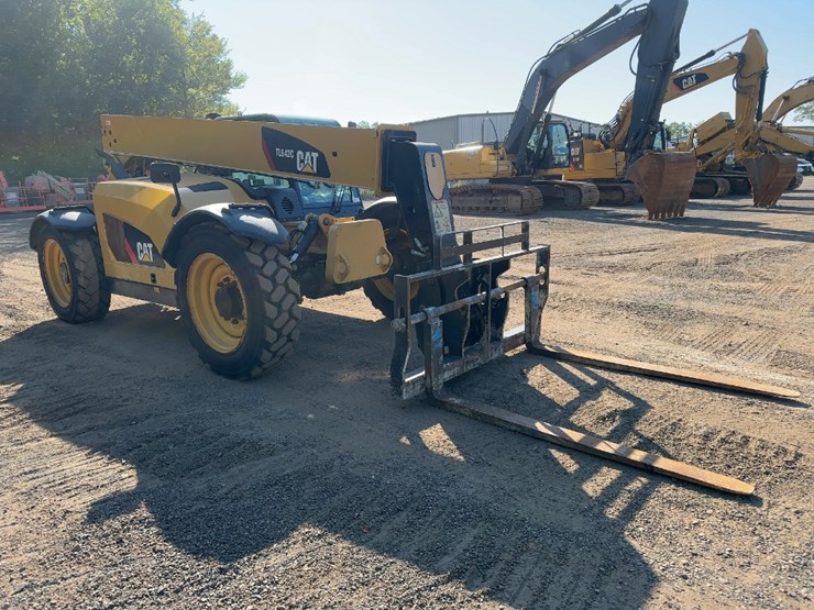 2014-caterpillar-tl642c-image-7