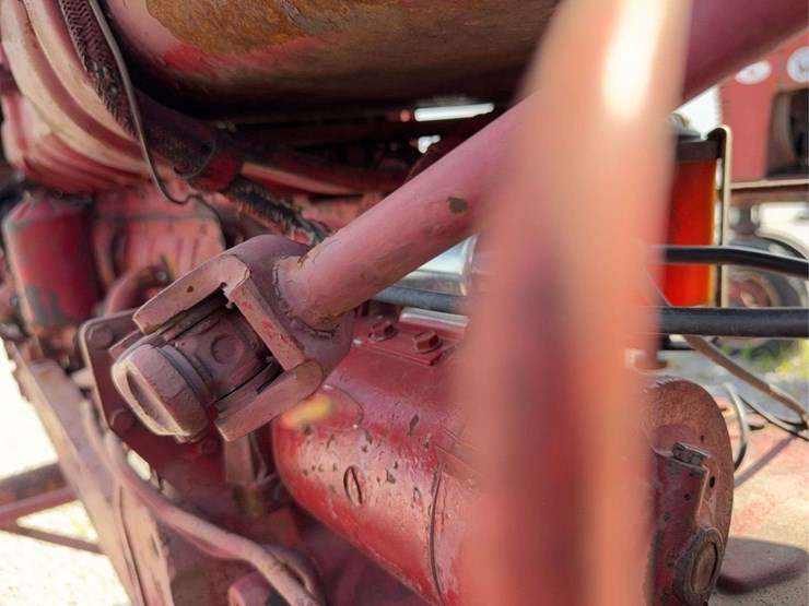 farmall-560-diesel-image-49