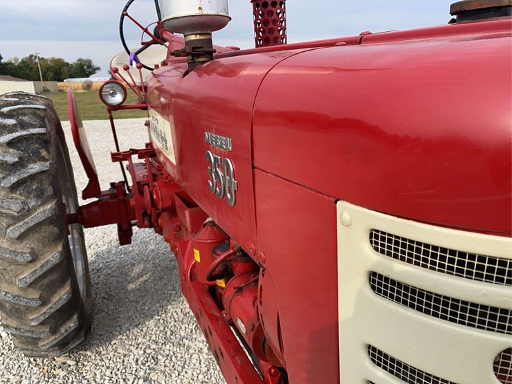 farmall-350-diesel-image-15